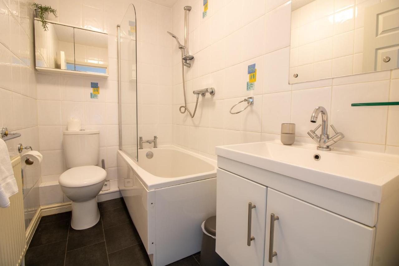 توركواي Laurels- 3-Beds, Parking, Short Walk To Beach المظهر الخارجي الصورة